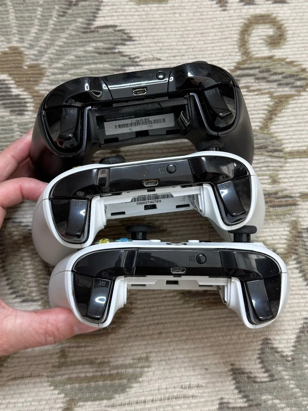 3 Untested Xbox One Controller Wireless Lot Bundle - Picture 3 of 7